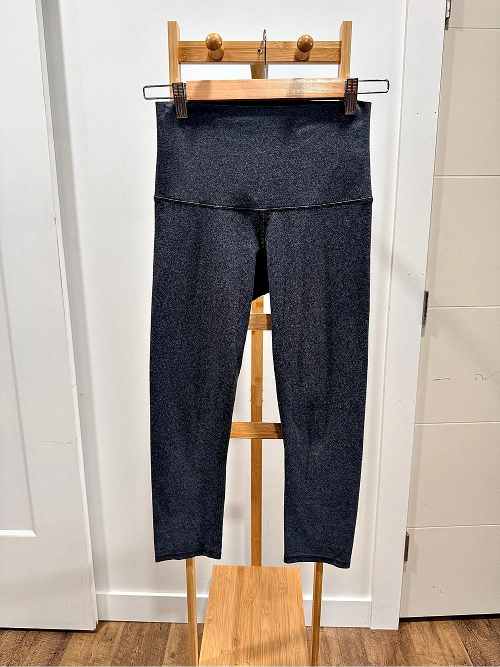 lululemon  High-Rise Crop 21" Leggings in grey